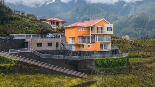 Sao Vicente Casa | The Mountain View, By OP