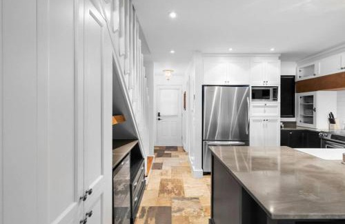 Mont-Tremblant Apartamento | The Mountain View Condo