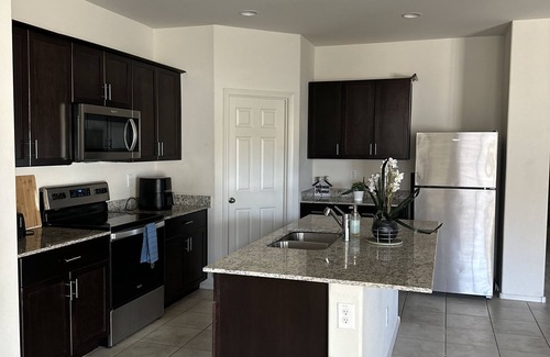 Tolleson Casa | The Mountain View Home