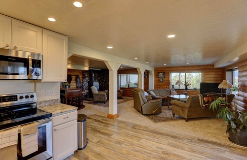 Sheridan Apartamento | The Mountain View Walk Out , Truly Panoramic View