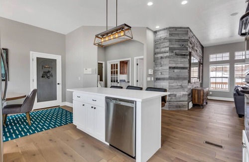 Mountain Green Casa | The Mountain Vista Estate