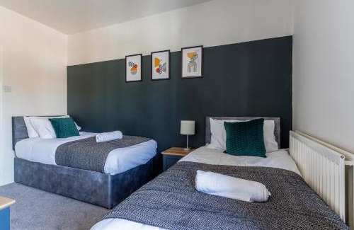 Stockton-on-Tees Casa | The Mowbray Hub Relax, Work, Explore