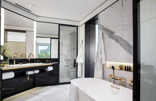 Central Hotel | The Murray, Hong Kong, a Niccolo Hotel