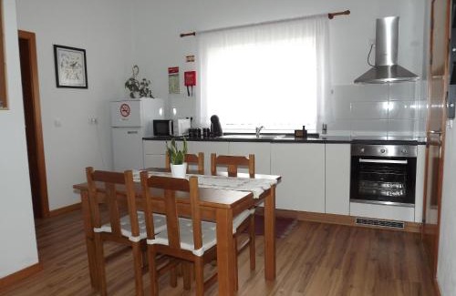 Praia da Vitoria Apartamento | The Music House