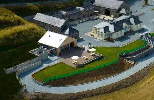 Loughinisland Cabaña | The Musical Ceol Cottage 1-bedroom - Sleeps Four