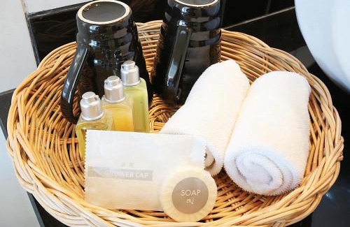 Yan Nawa Cama Y Desayuno | The Myth - Sud Sathorn