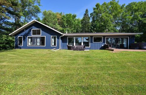 Cable Casa | The Namakagon Lakehouse home