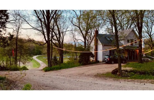 Morrisonville Cabaña | The Napping Farm