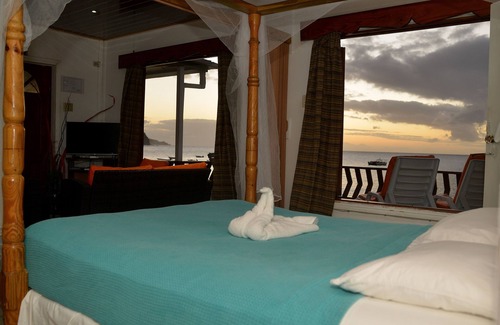Castara Hotel | The Naturalist Beach Resort
