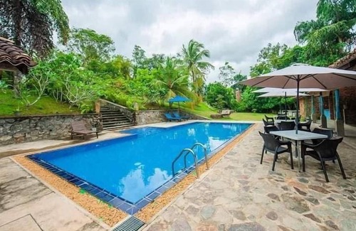 Karandeniya Villa | The Nature Palace Villa