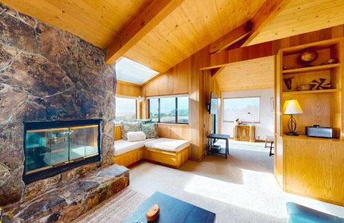 Sea Ranch Casa | The Nautilus