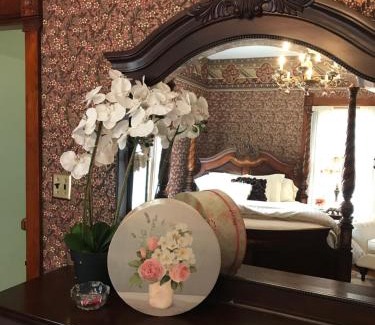 Nauvoo Cama Y Desayuno | The Nauvoo Grand Bed & Breakfast