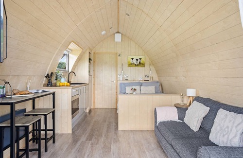 Wells Cabina | The Nave, Cathedral View - a chalet that sleeps 2 guests in 1 bedroom