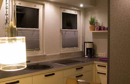 Wulmeringhausen Apartamento | El apartamento ordenado es su punto de partida central para su actividad.