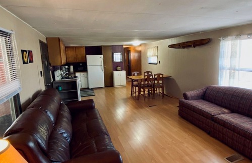 Wappapello Casa | The Nest. A cozy lake house within walking distance of Lake Wappapello.