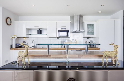 Docklands Apartamento | The Nest - Austin David Apartments