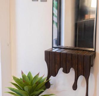 Claxton Bay Villa | The Nest- Gated house mins from Highway