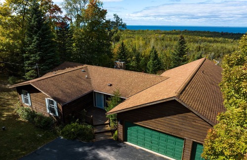 Egg Harbor Casa | The Nest in Egg Harbor-Breathtaking Water Views and Forested Retreat