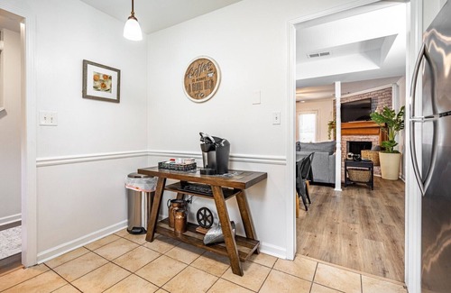 Marietta Casa | The Nest - Just 5 Miles from Braves & so close to ATL!