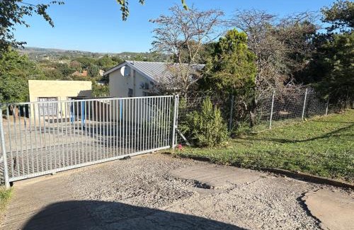 Grahamstown Casa | The Nest- on Knowling Street