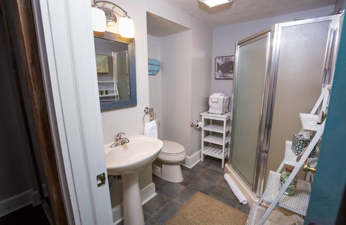 Saratoga Springs Casa | The Nest on Saratoga Lake