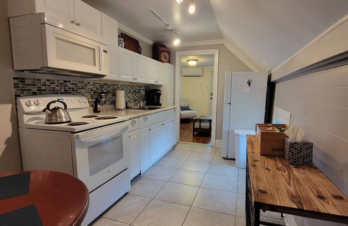 Searsport Apartamento | Retiro costero con patio privado
