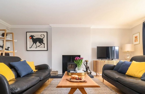 Blythburgh Casa | THE NEST, pet friendly, luxury holiday cottage in Southwold