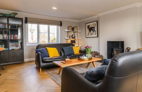 Blythburgh Casa | THE NEST, pet friendly, luxury holiday cottage in Southwold