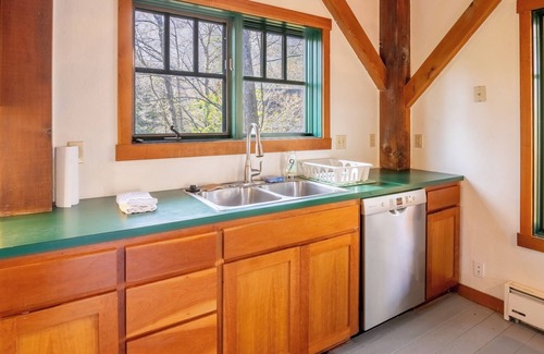 Yachats Cabina | The Nest - Quiet Water Cabin