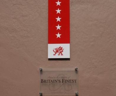 Llandovery Hotel | The New White Lion