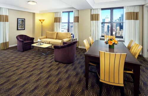 Garment District Hotel | The New Yorker Hotel | Premium Terrace Suite | Near MSG & Empire State Building