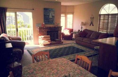 West Newport Apartamento | the Newport Family Peninsula Beach House