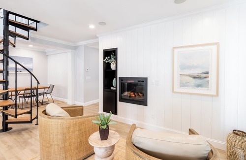 Yachting Village Casa | The Newport Lofts - 410 Thames Street