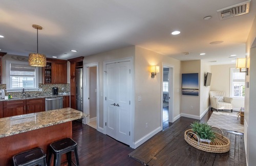 Fifth Ward Casa | The Newport Lofts - 617 Thames Street