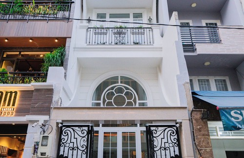 District 1 Apartamento | The Nguyens - Pink Church View