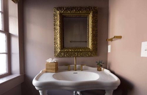 Harleston Village Cama Y Desayuno | The Nicholas Carriage King Suite|Walk to King