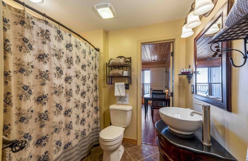 Mentone Casa | The Nook in the Inn on Lookout Mountain