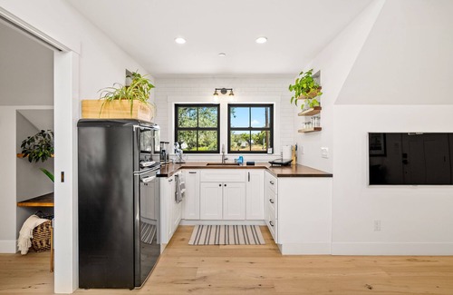 Paso Robles Apartamento | The Nook on Hilltop - Minutes to downtown Paso Robles, Pet Friendly!