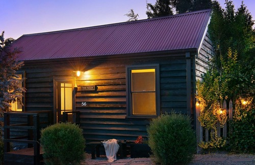 Daylesford Casa | The Nook - Romantic Couples Getaway in the heart of Daylesford!