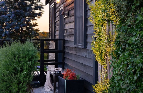 Daylesford Casa | The Nook - Romantic Couples Getaway in the heart of Daylesford!
