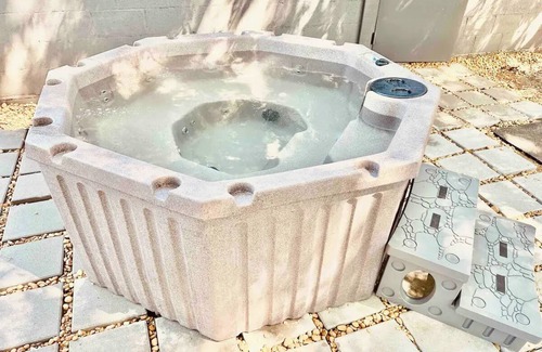 Sylvan Hills Casa | The Nordic Haven ATL - HOT TUB - 7 bedroom - 5000 sq ft - Near Beltline