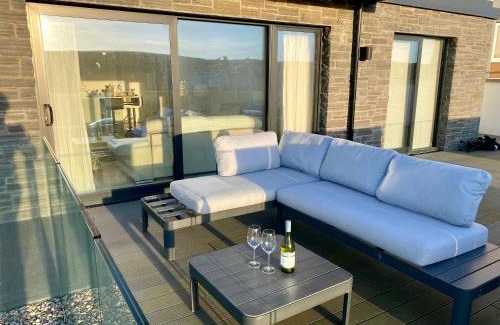 Portrush Apartamento | The North Cove, 20m to the Sea, Modern Studio Apartment