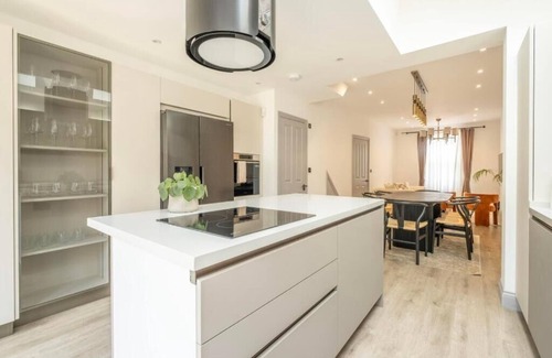 Dalgarno Casa | The North Kensington House