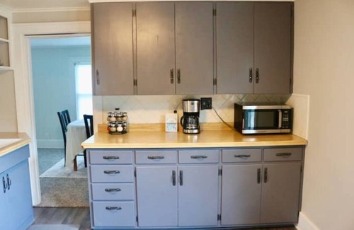 Northfield Apartamento | The Northfield Nest: Beautiful 2 Bedroom Apartment