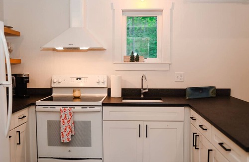 Bridgton Casa | The Nut House~Woods Pond