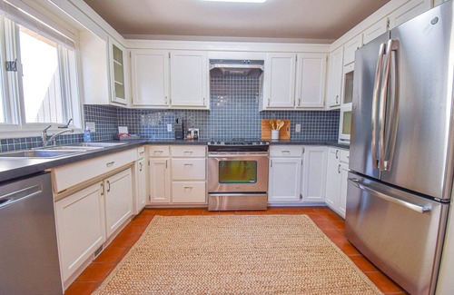 Fayetteville Casa | The Oak House - 1 mi from DT Fayetteville and UofA