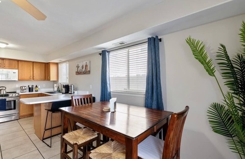 Millcreek Casa | The Oak & Ivy/3BDS/GPKG/Access to Skiing & SLC