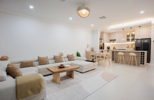 Modbury Casa | The Oak & Sand House|3BHK| Cosy stay