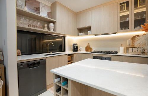 Modbury Villa | The Oak & Sand House 3BHK Cosy stay