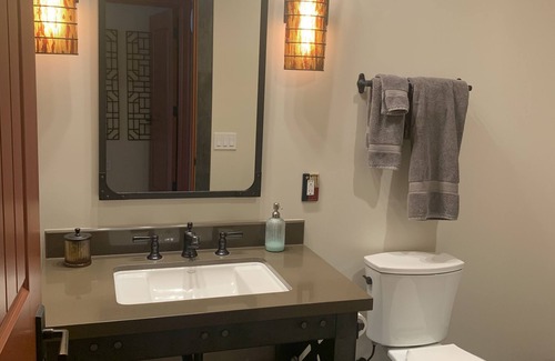 Los Alamos Apartamento | The Oakley at the Los Alamos Mercantile